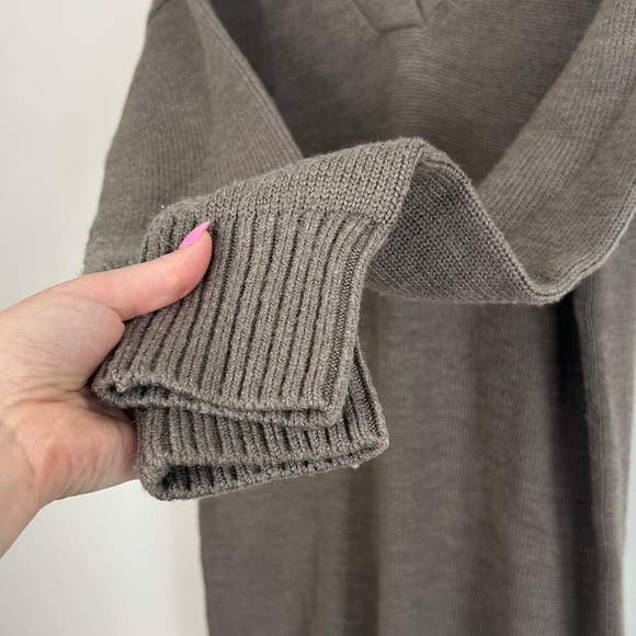 Kit and Ace Merino Wool Womens V-Neck Sweater Dress Brown Size XS - Picture 6 of 12